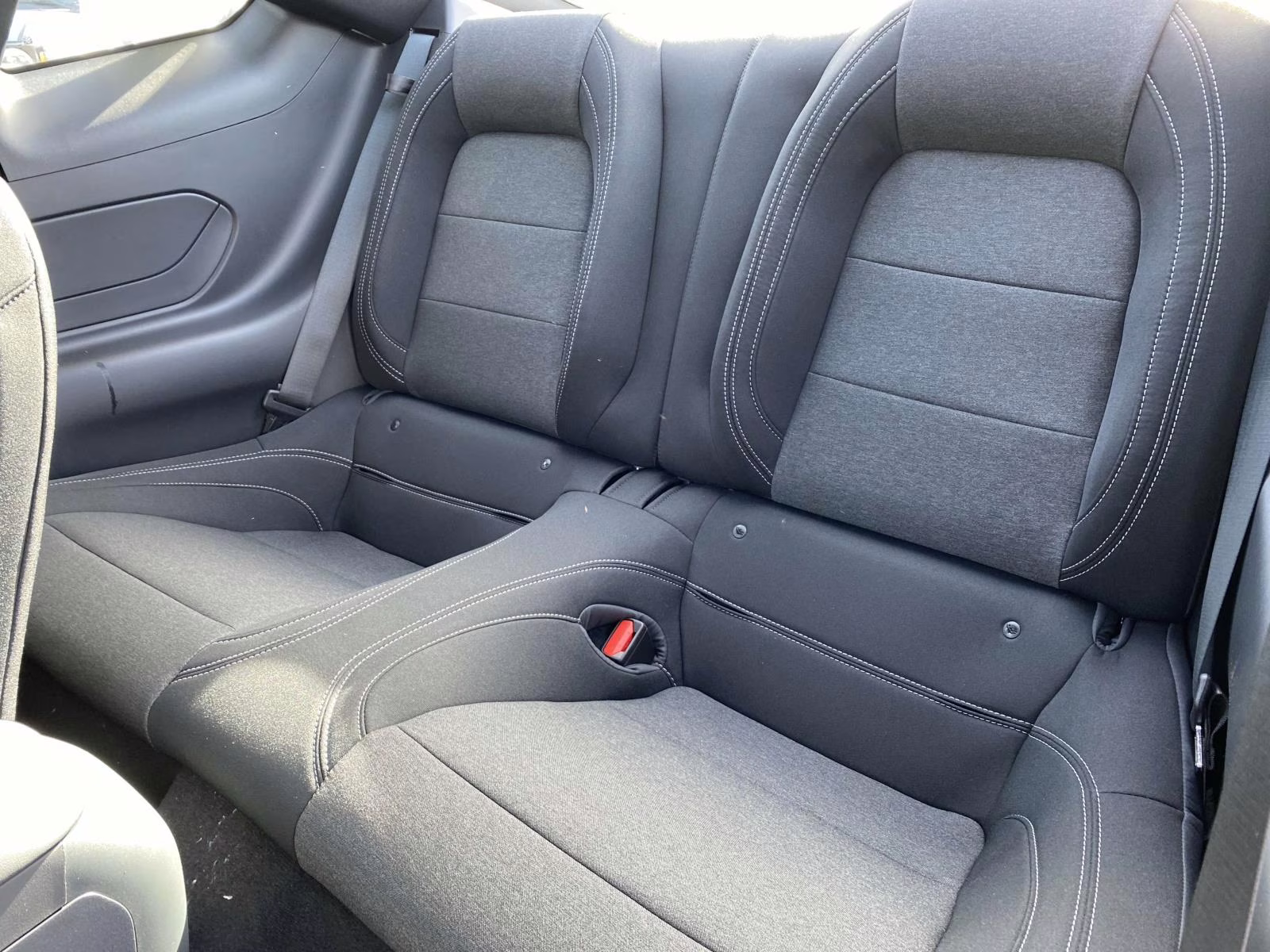 2026 Oxford White Ford Mustang EcoBoost RWD Coupe