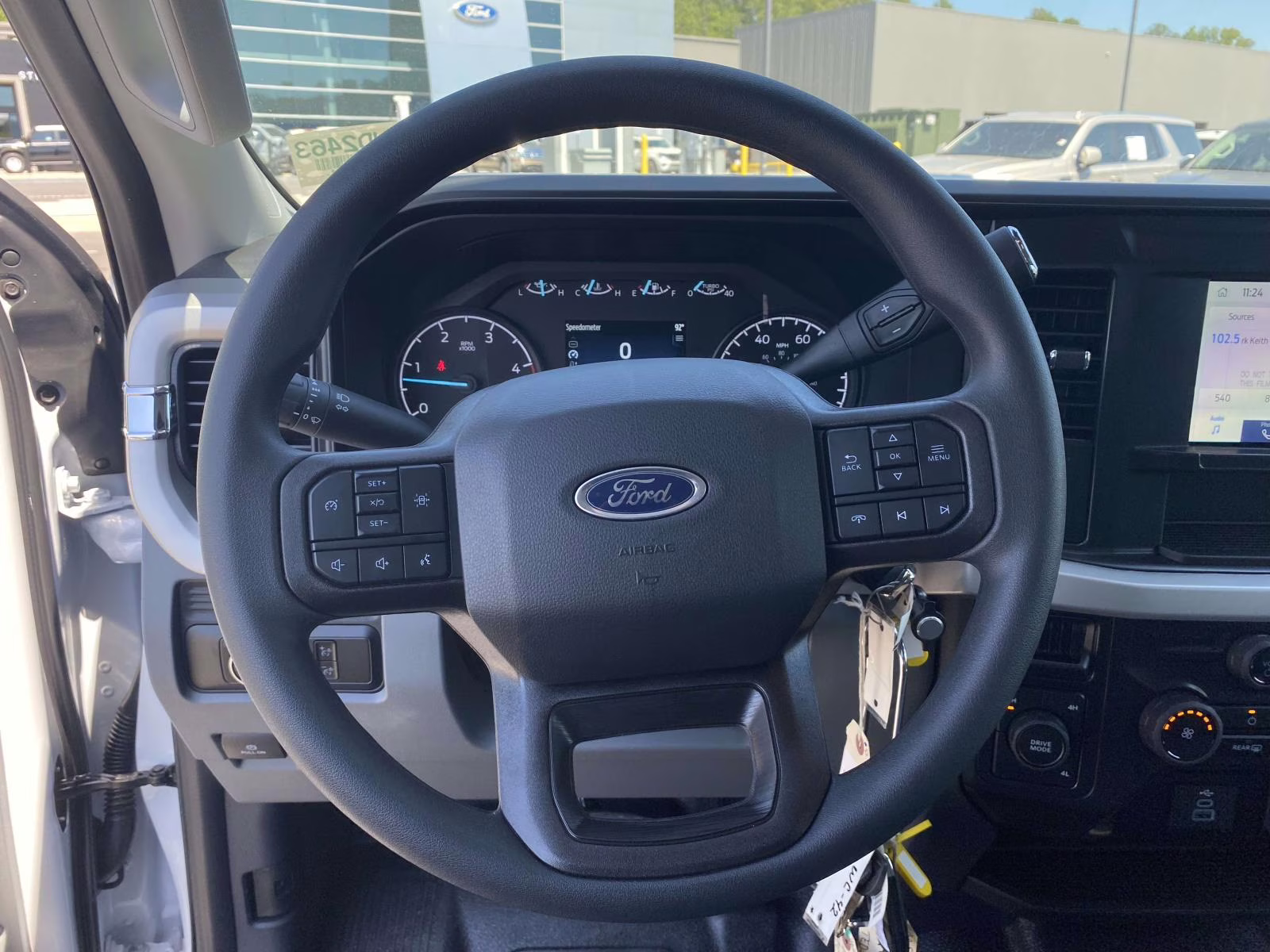 2026 Oxford White Ford Super Duty F-350 DRW XL 4X4 Chassis