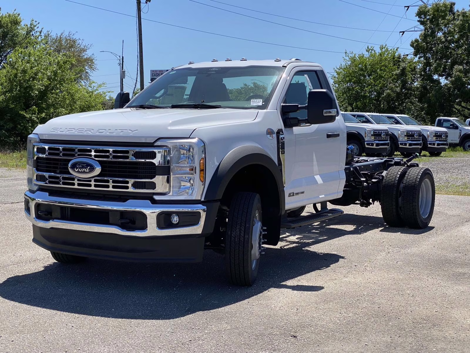 2025 Oxford White Ford Super Duty F-550 DRW XL 4X4 Chassis
