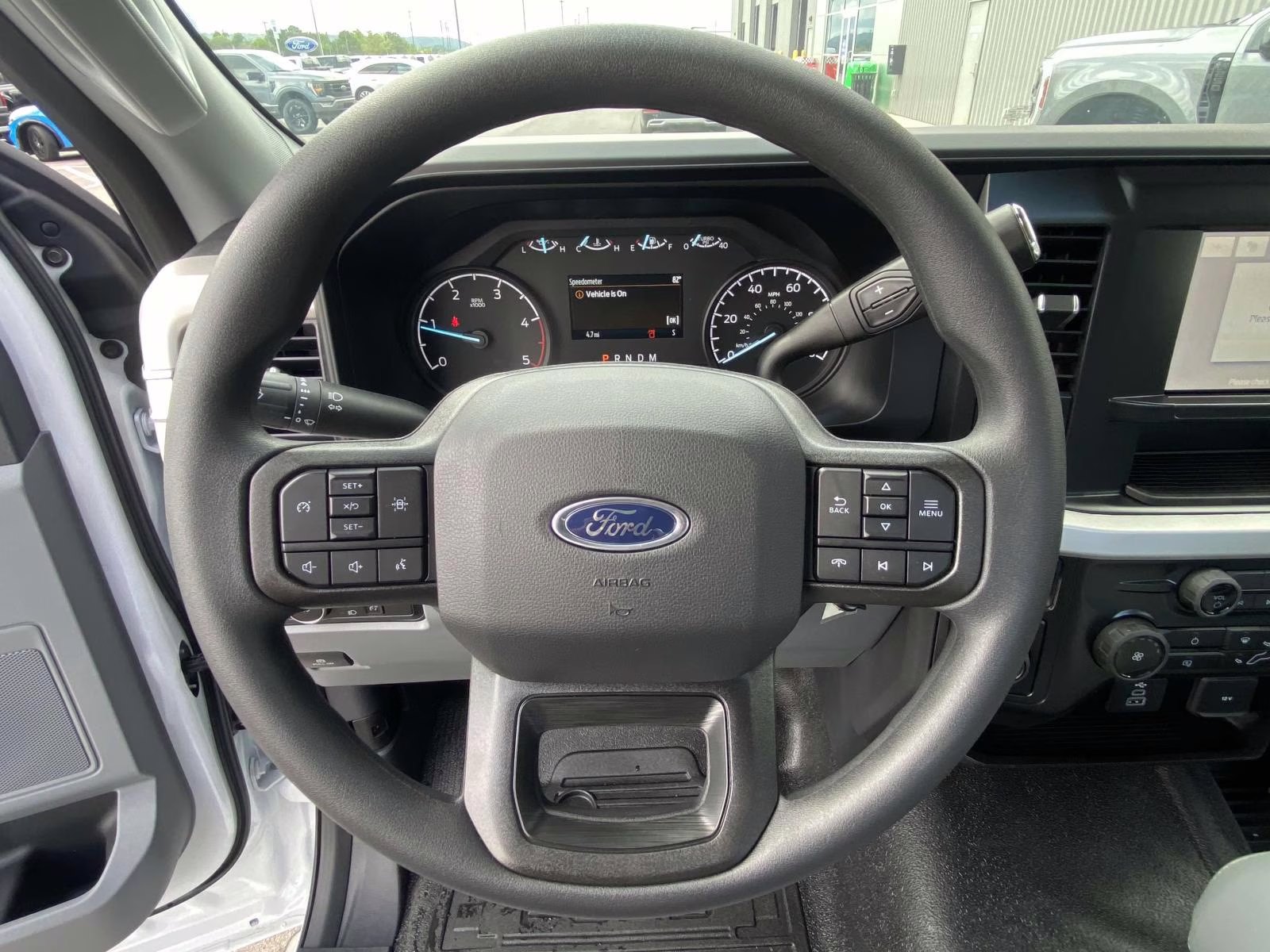 2025 Oxford White Ford F-600SD XL RWD Chassis