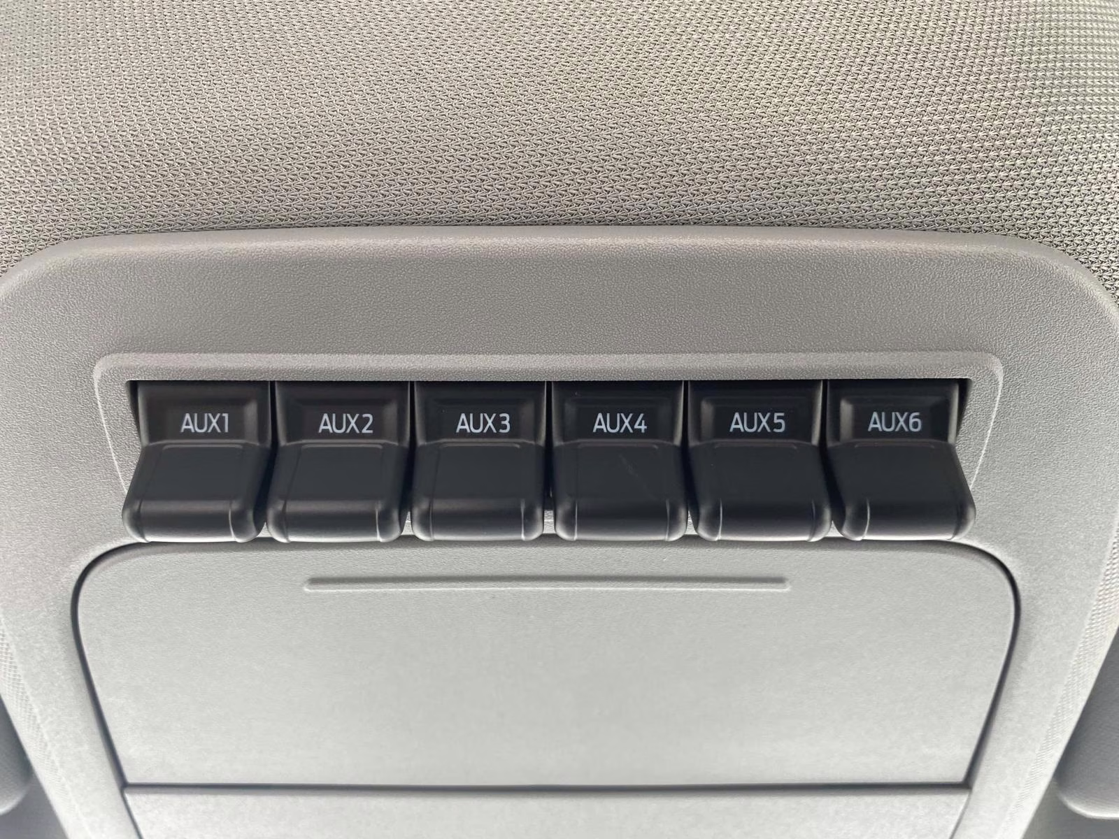 2025 Oxford White Ford F-600SD XL RWD Chassis