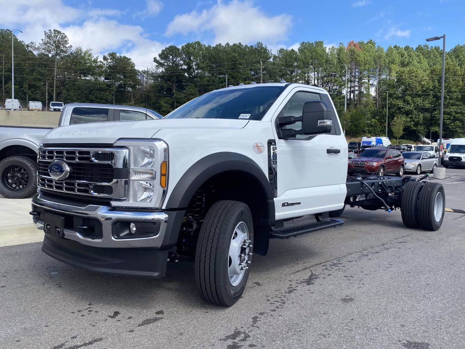 2025 Oxford White Ford F-600SD XL RWD Chassis