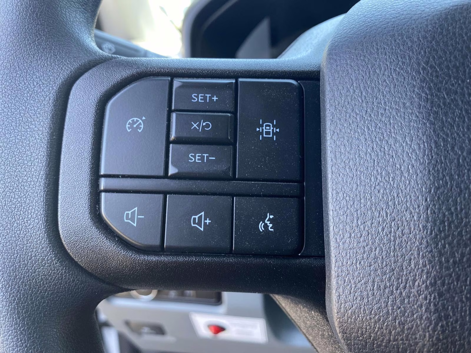 2026 Oxford White Ford Super Duty F-550 DRW XL 4X4 Chassis