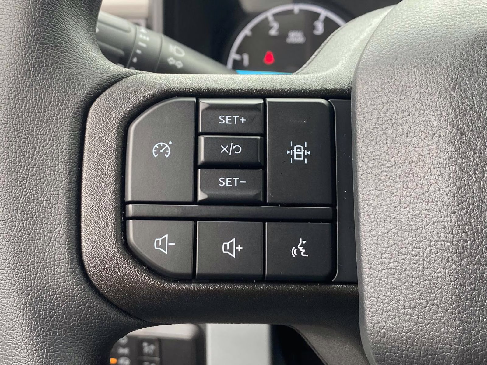 2026 Oxford White Ford Super Duty F-550 DRW XL 4X4 Chassis