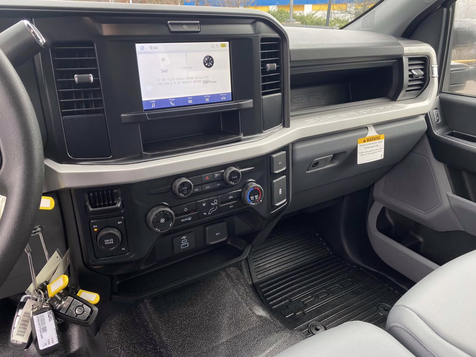 2026 Oxford White Ford Super Duty F-550 DRW XL 4X4 Chassis