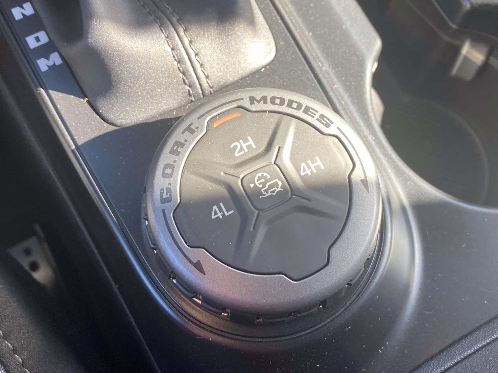 2025 Oxford White Ford Bronco Base 4X4 SUV