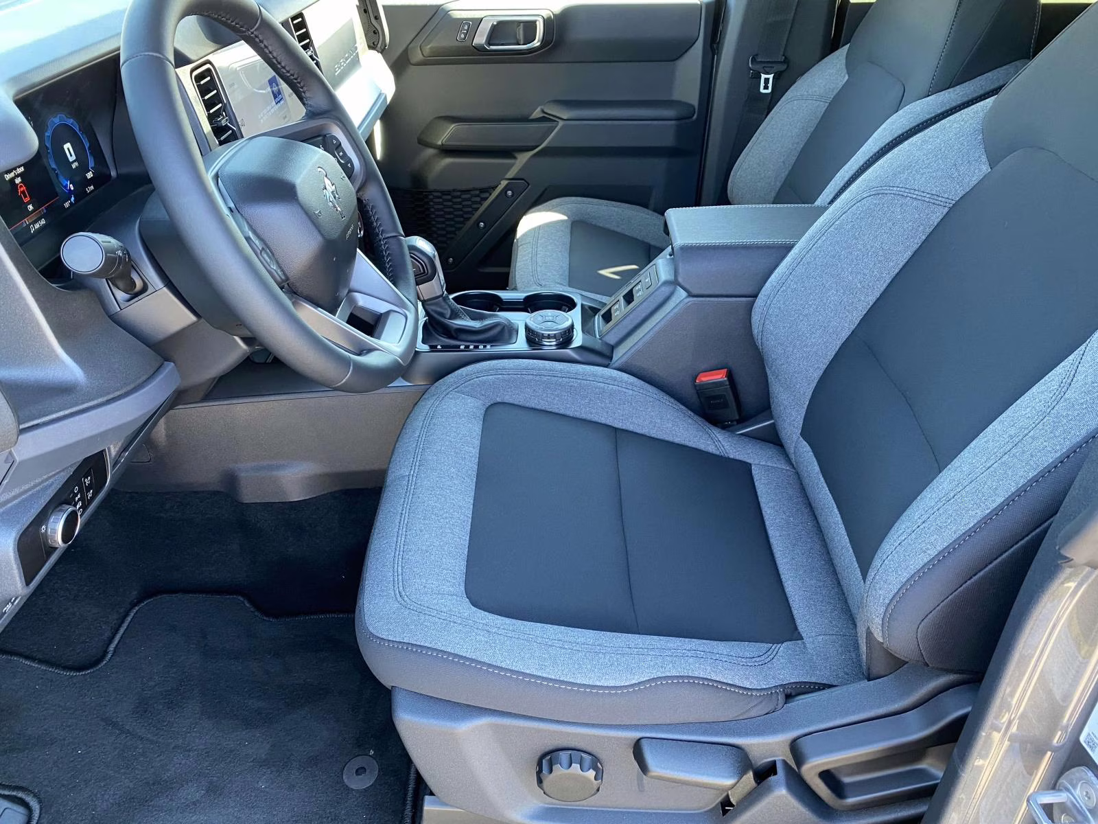 2025 Gray Metallic Ford Bronco Big Bend 4X4 SUV