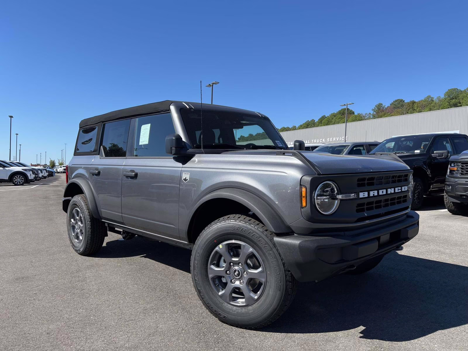 2025 Gray Metallic Ford Bronco Big Bend 4X4 SUV