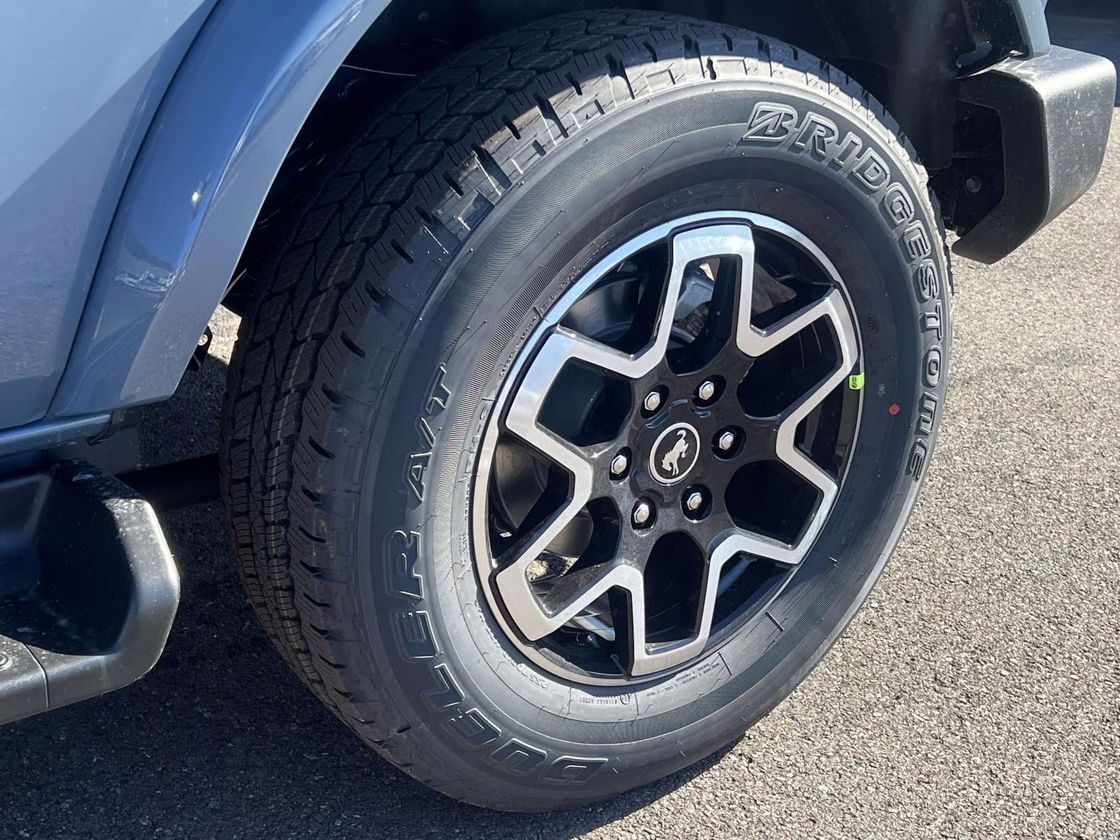 2025 Azure Gray Metallic Tri-Coat Ford Bronco Outer Banks 4X4 SUV