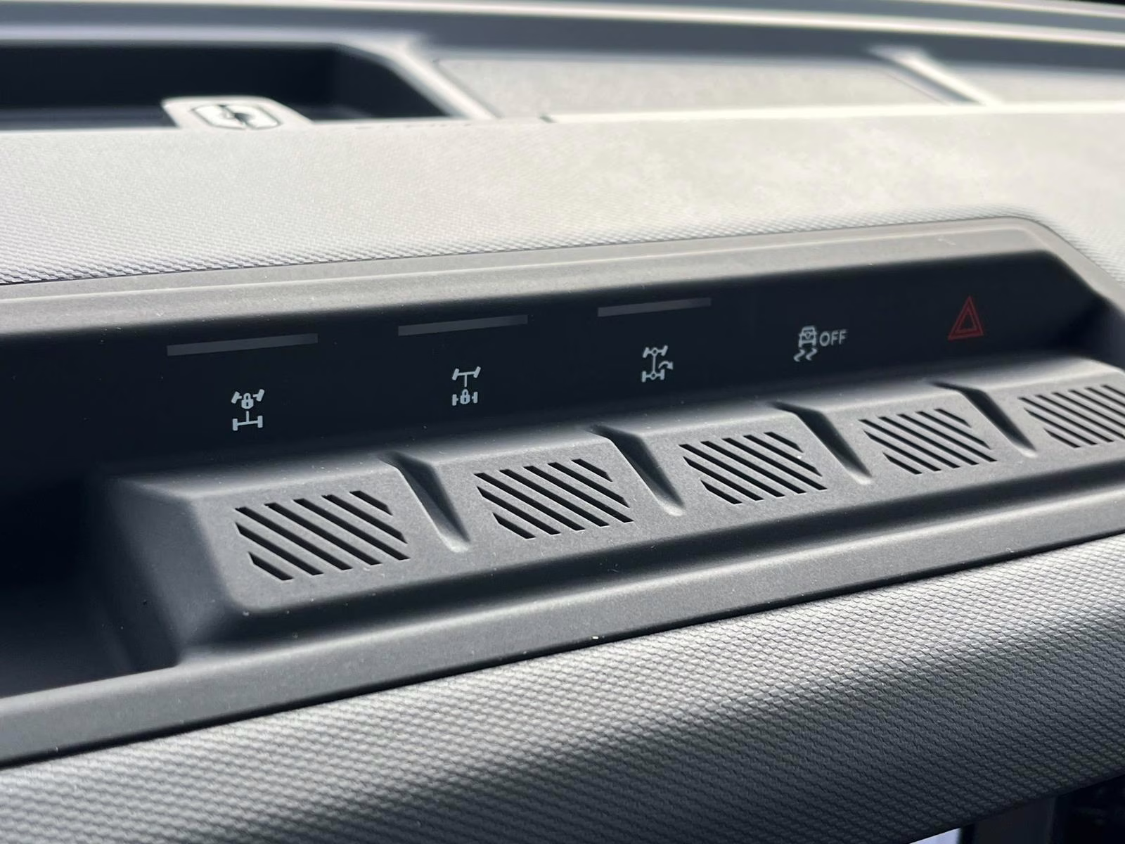 2025 Desert Sand Ford Bronco Base 4X4 SUV