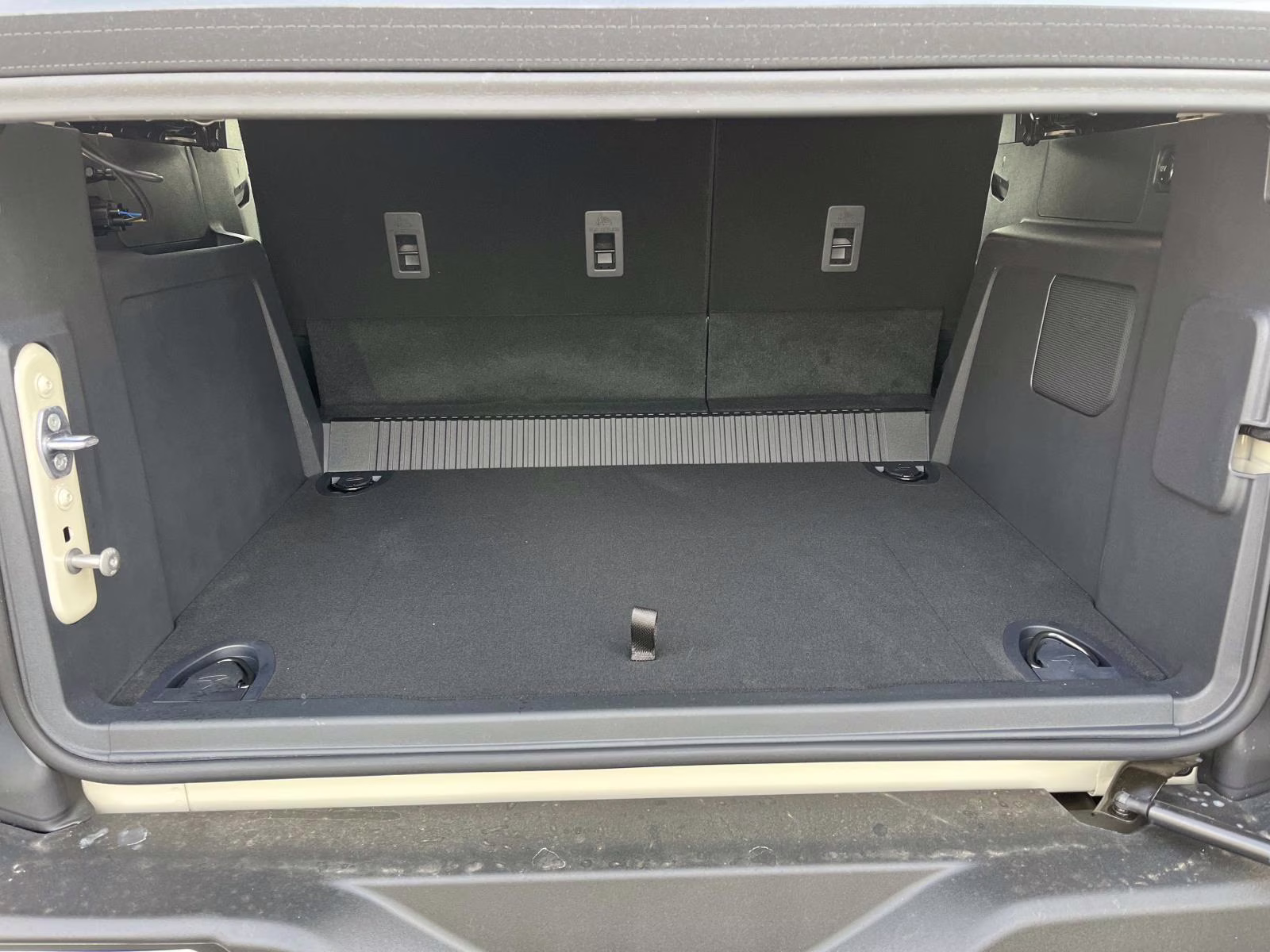 2025 Desert Sand Ford Bronco Base 4X4 SUV