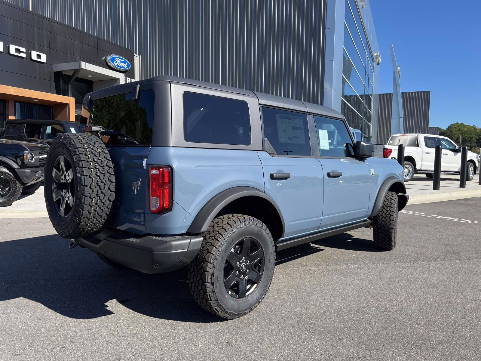 2025 Azure Gray Metallic Ford Bronco Big Bend 4X4 SUV