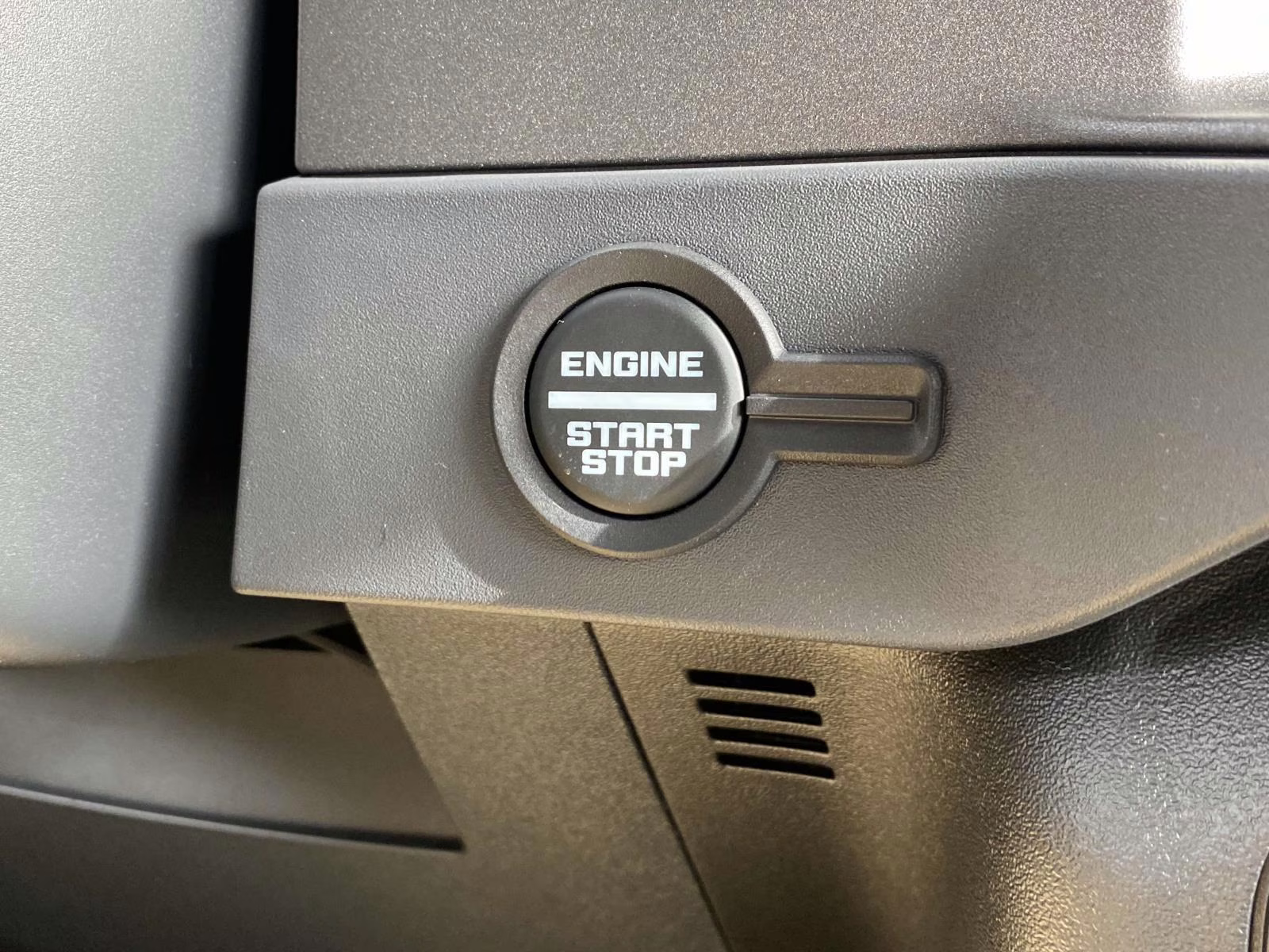 2025 Oxford White Ford Bronco Big Bend 4X4 SUV