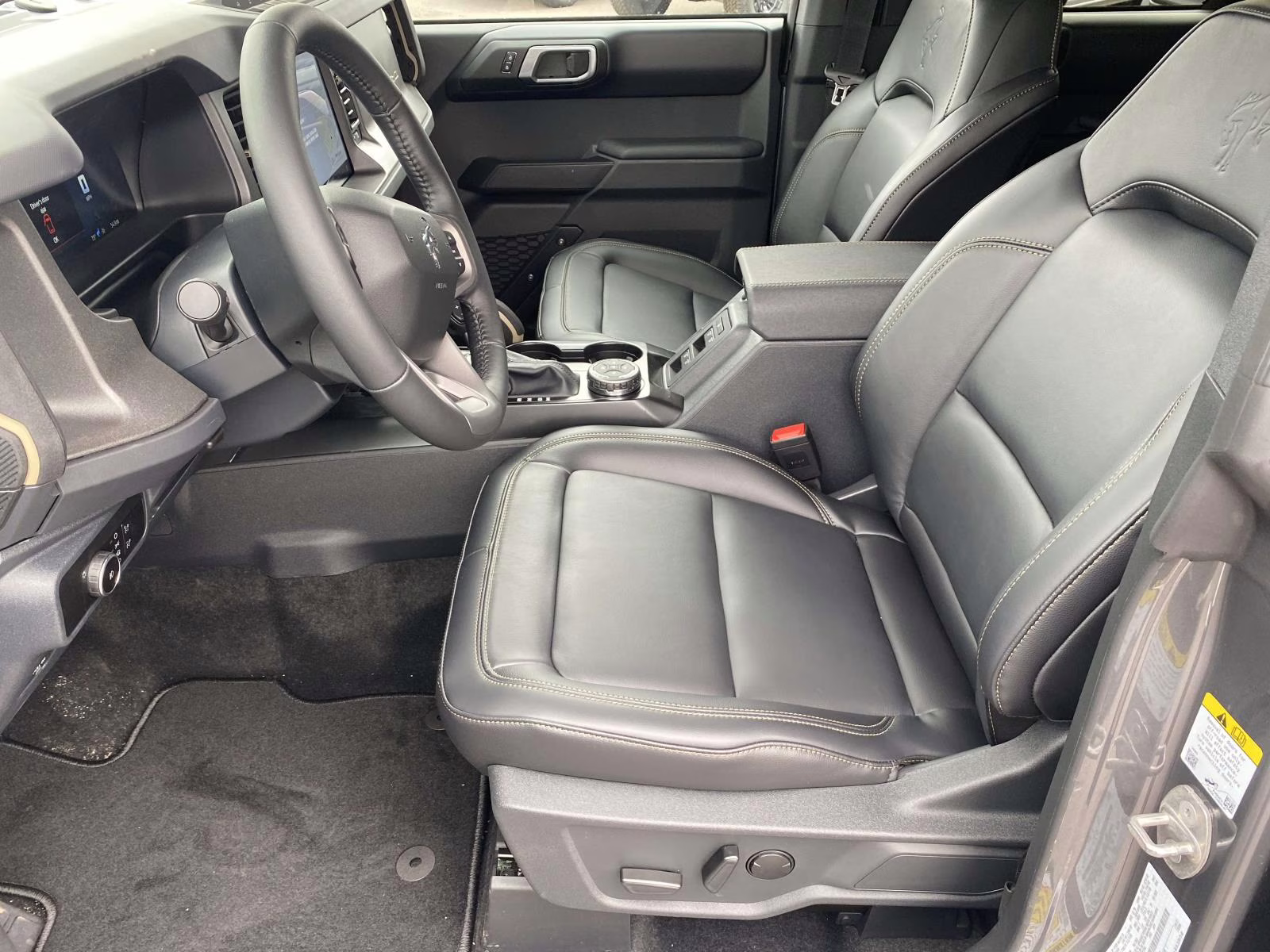 2026 Gray Metallic Ford Bronco Badlands 4X4 SUV