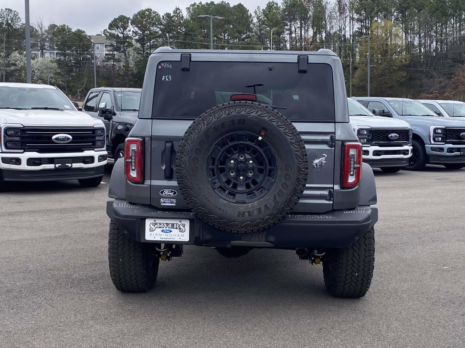 2026 Gray Metallic Ford Bronco Badlands 4X4 SUV