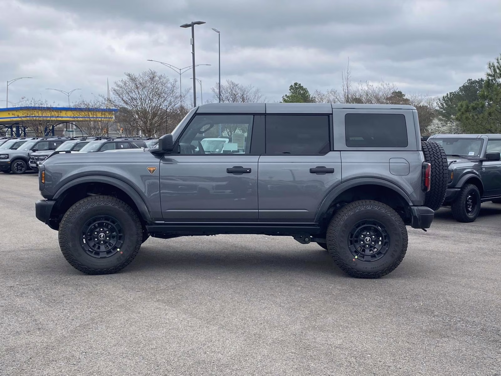 2026 Gray Metallic Ford Bronco Badlands 4X4 SUV