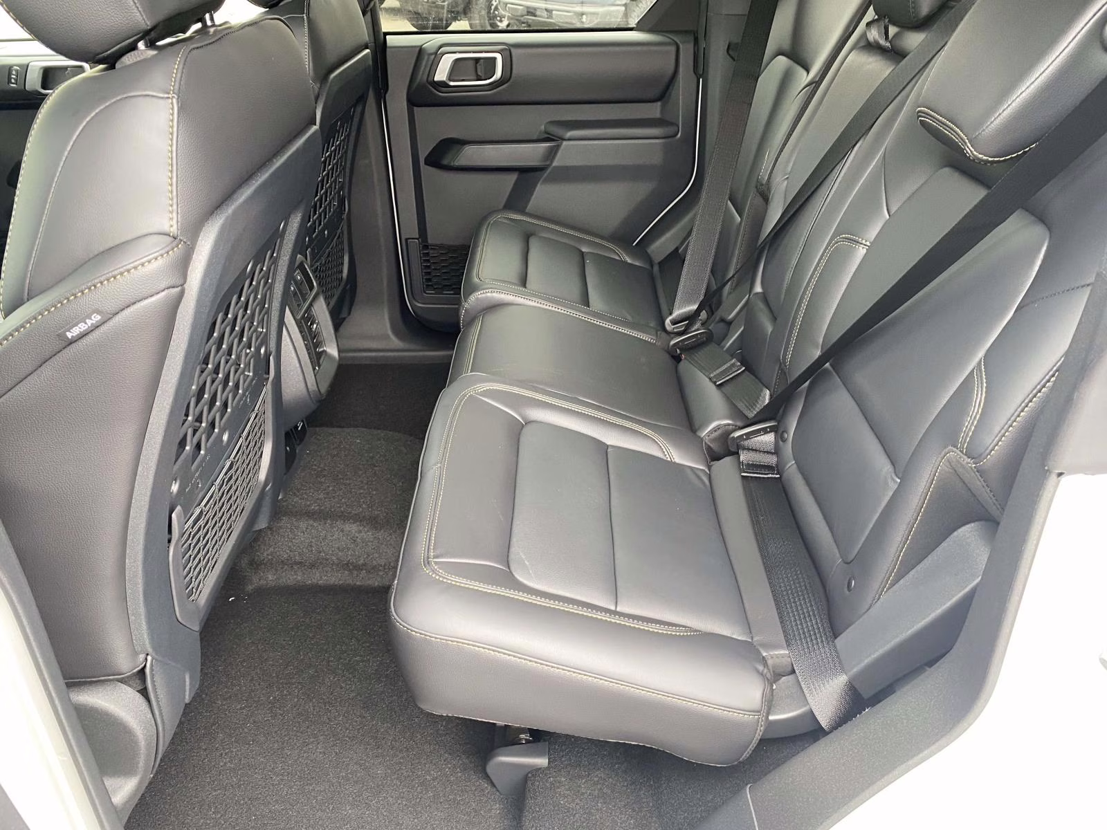 2026 Avalanche Ford Bronco Badlands 4X4 SUV