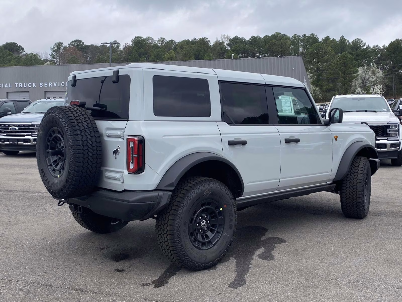 2026 Avalanche Ford Bronco Badlands 4X4 SUV