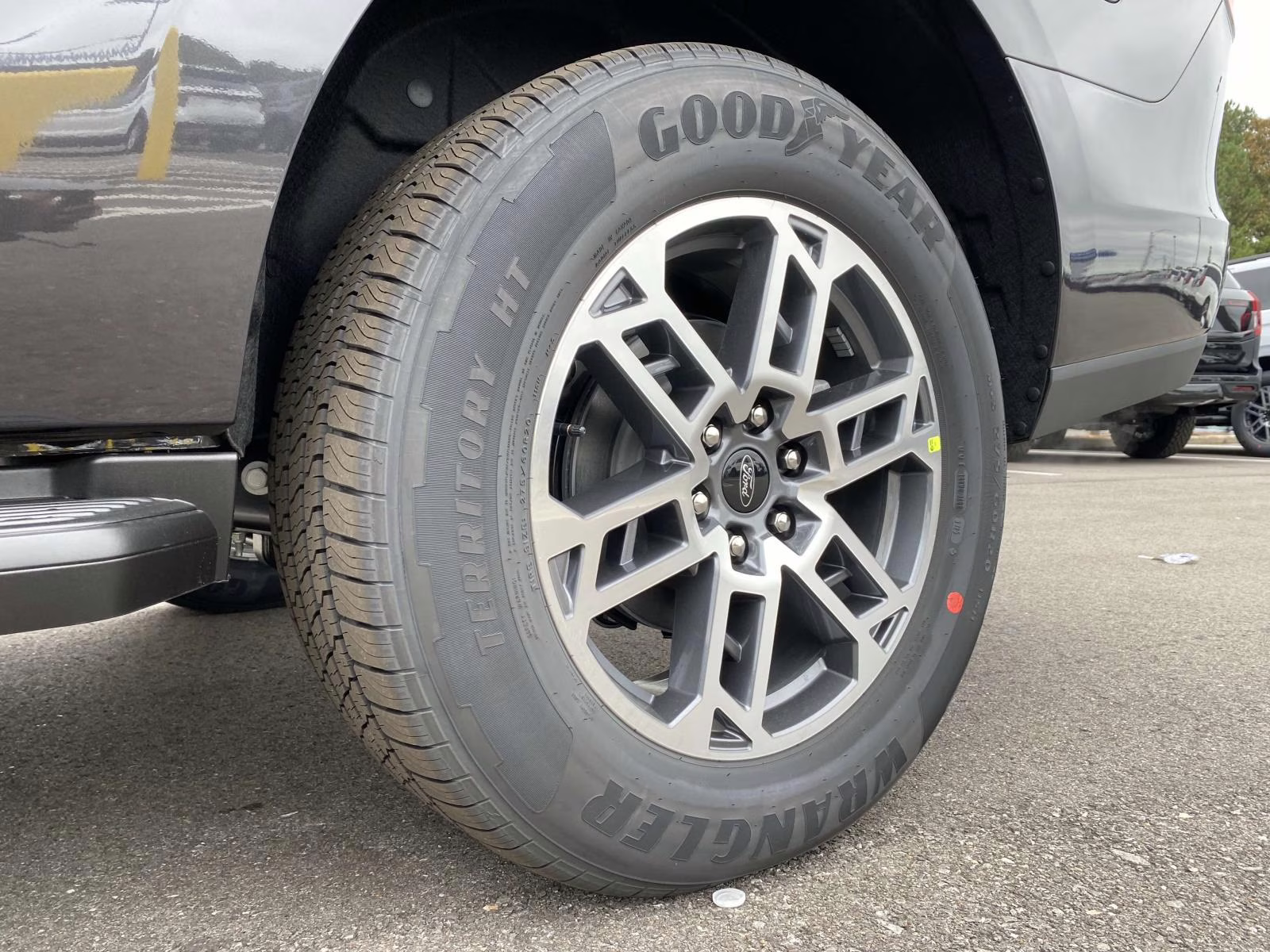 2025 Gray Metallic Ford Expedition Max Active RWD SUV