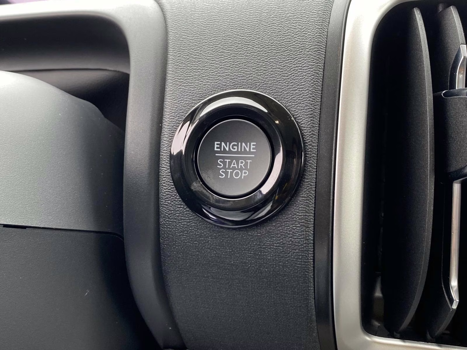 2025 Gray Metallic Ford Expedition Max Active RWD SUV