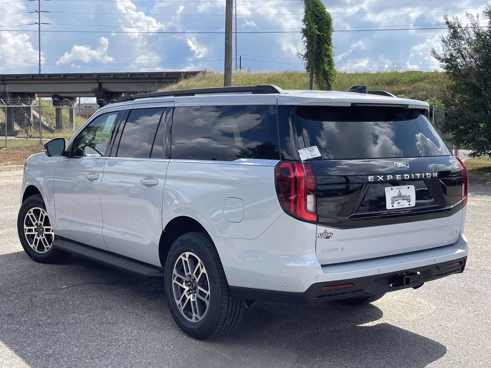2025 Silver Metallic Ford Expedition Max Active RWD SUV