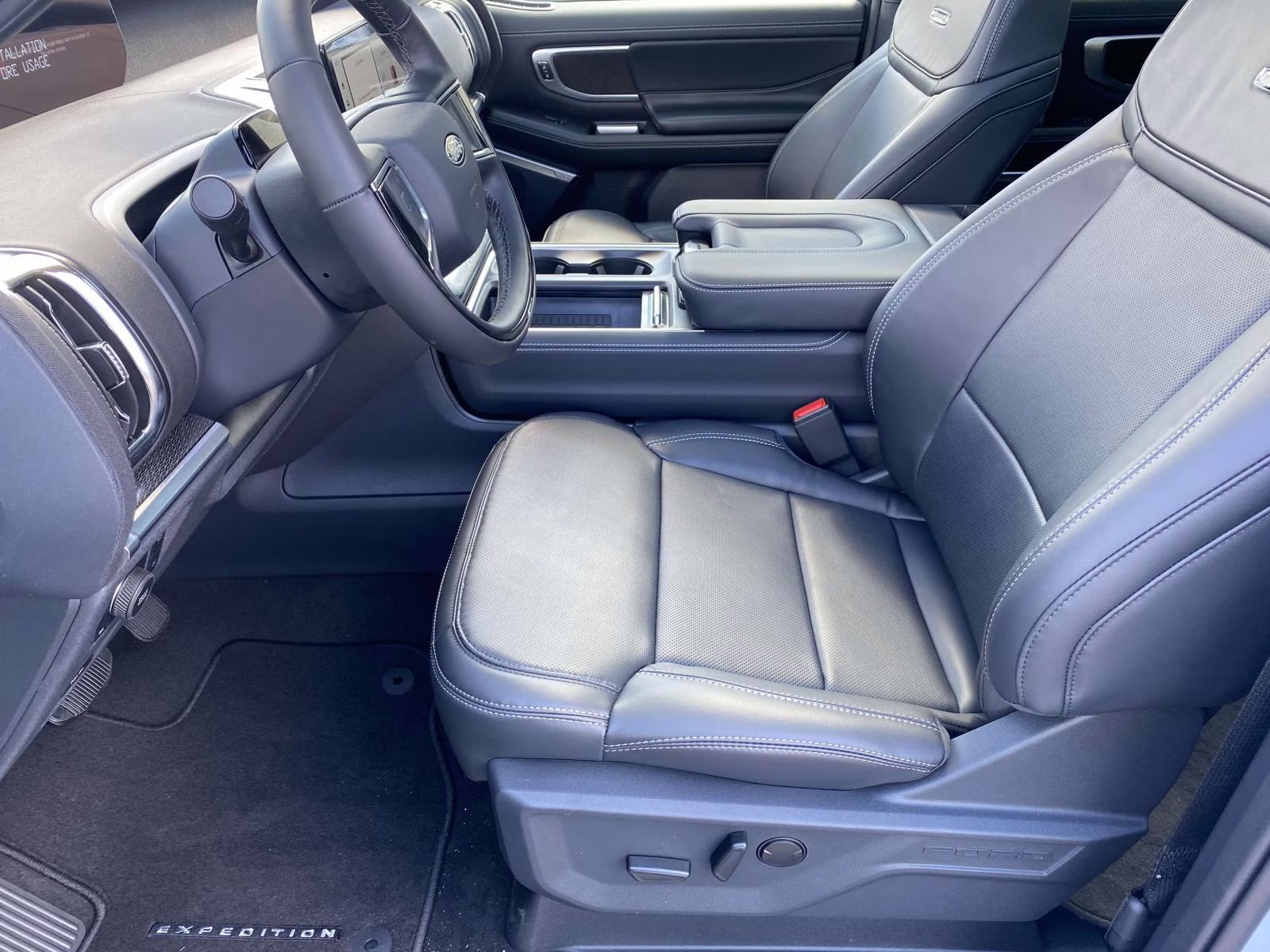 2025 Gray Metallic Ford Expedition Max Platinum 4X4 SUV