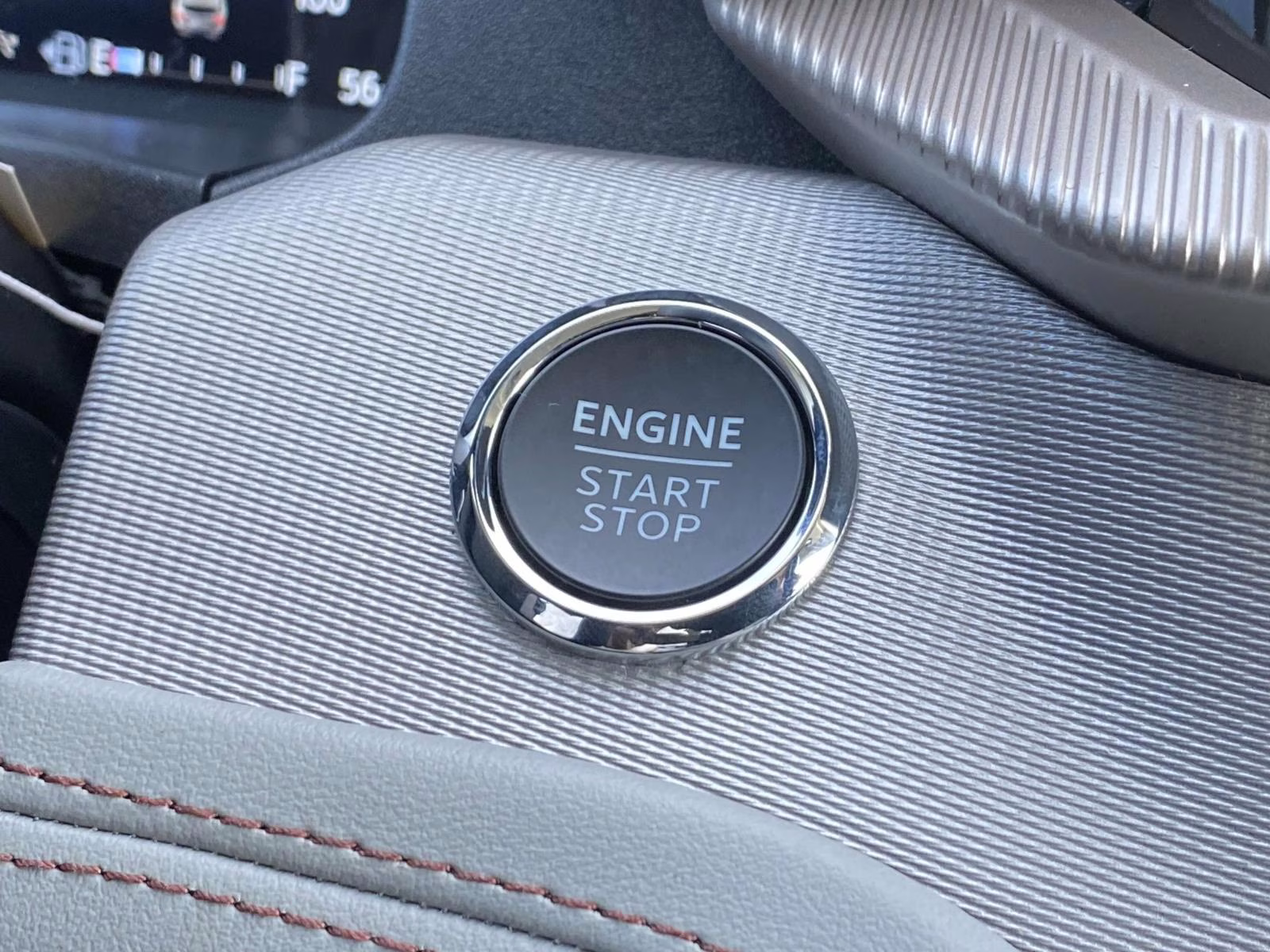 2026 White Metallic Ford Explorer Active RWD SUV