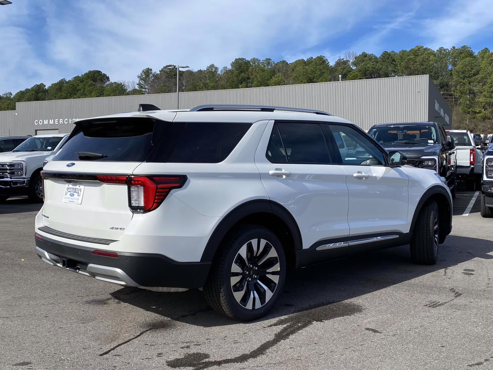 2026 White Metallic Ford Explorer Platinum 4X4 SUV