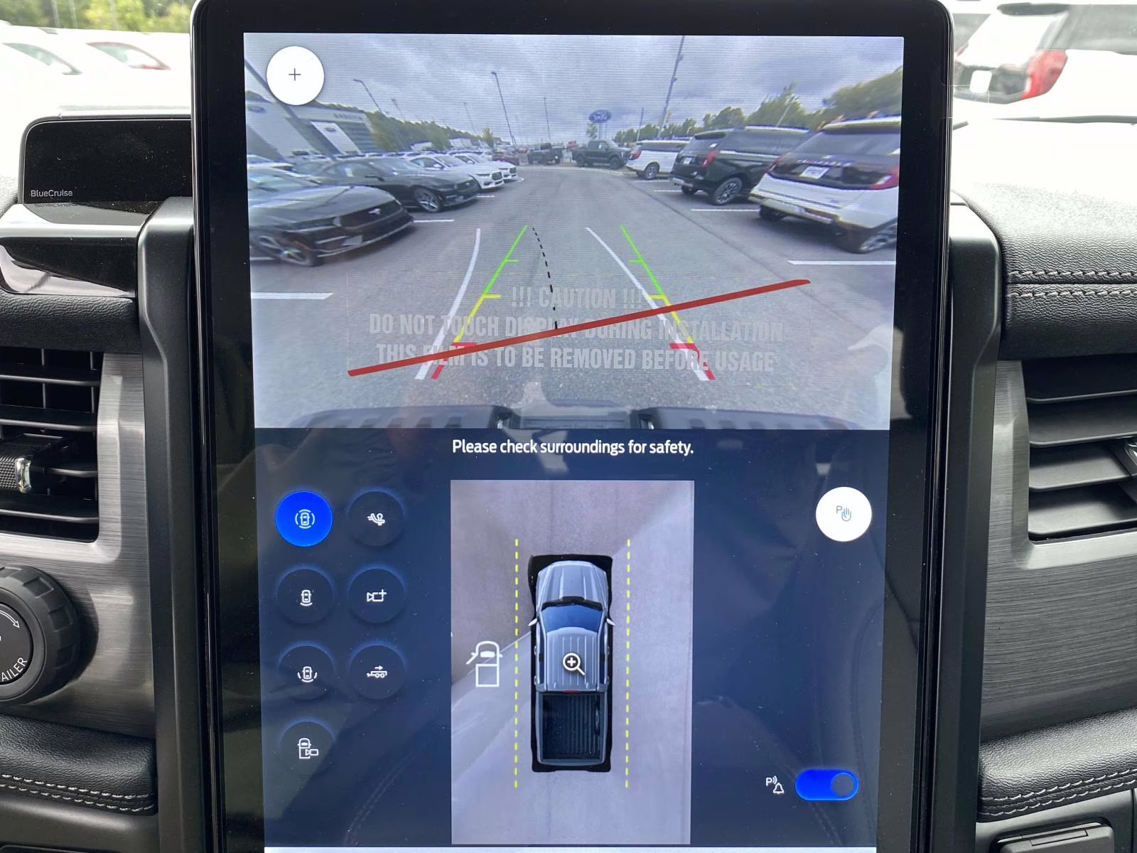 2025 Space White Metallic Ford F-150 Lightning Flash AWD Truck