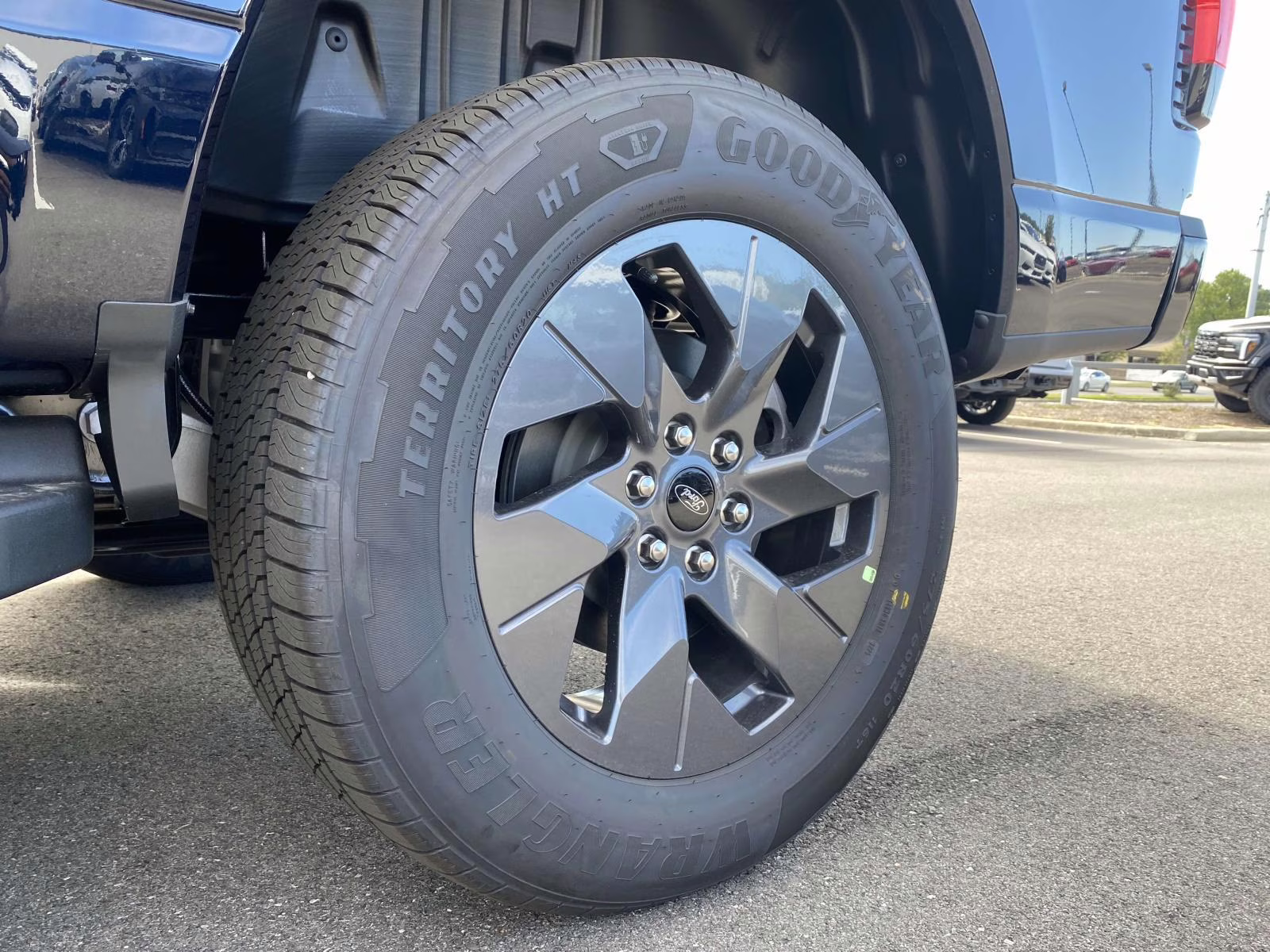 2025 Antimatter Blue Metallic Ford F-150 Lightning Flash AWD Truck