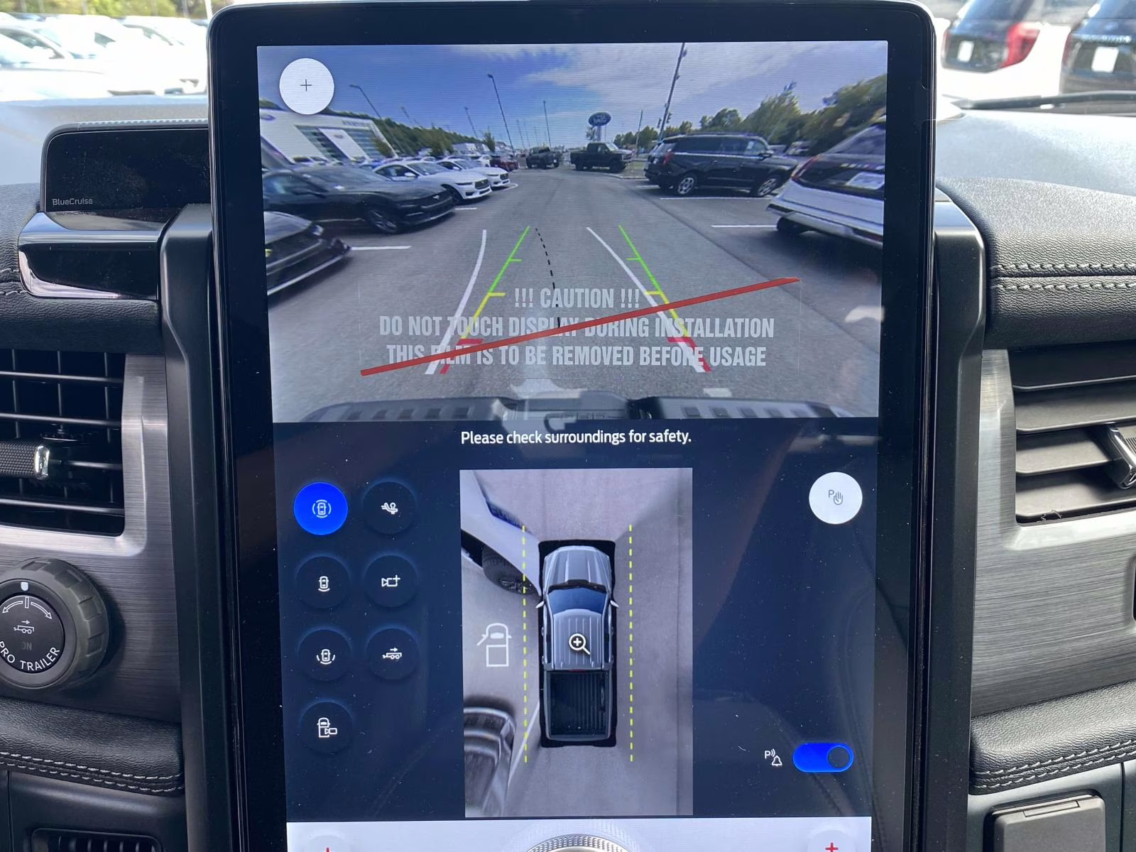 2025 Oxford White Ford F-150 Lightning Flash AWD Truck