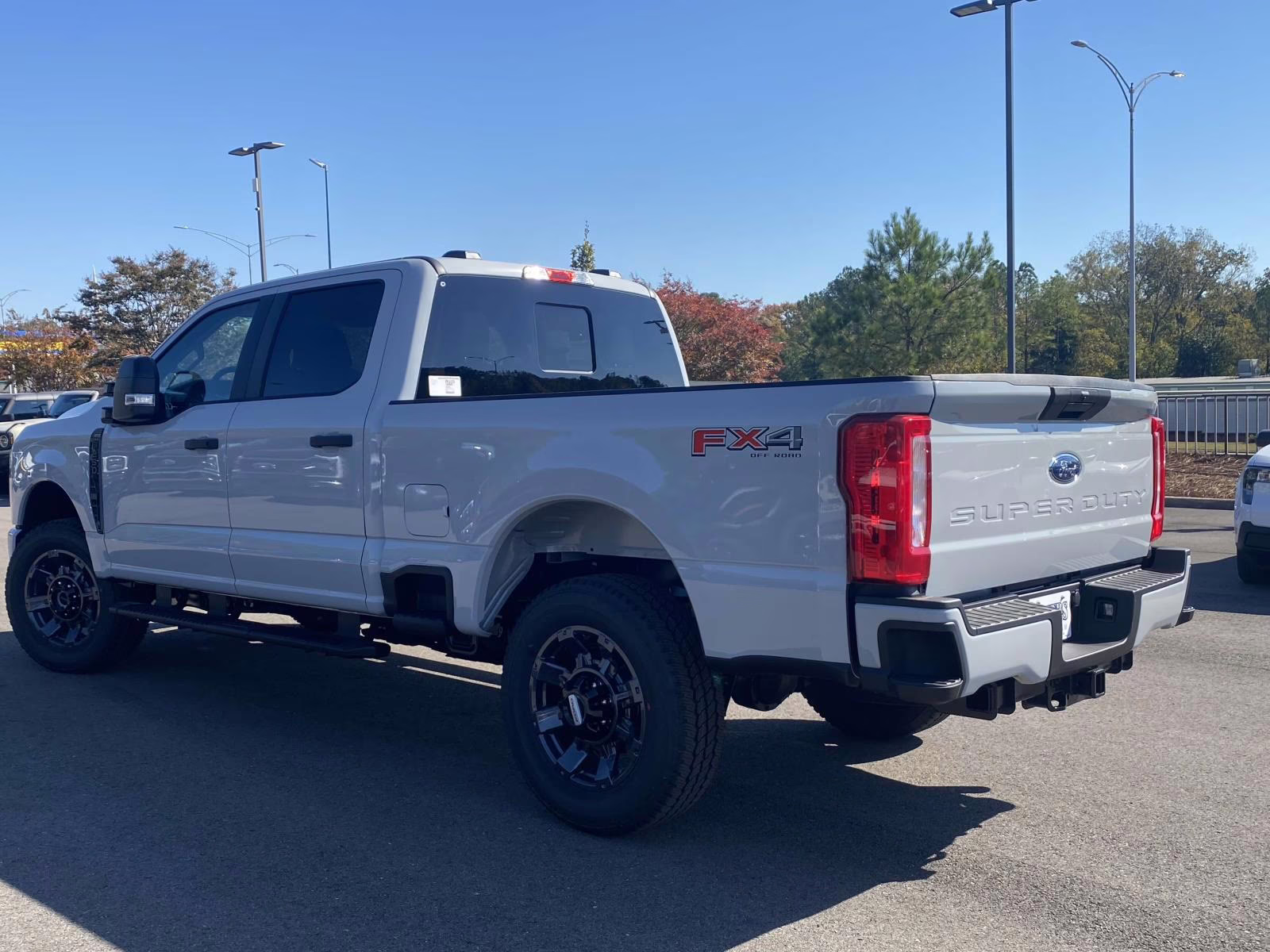 2026 Avalanche Ford Super Duty F-250 SRW XL 4X4 Truck