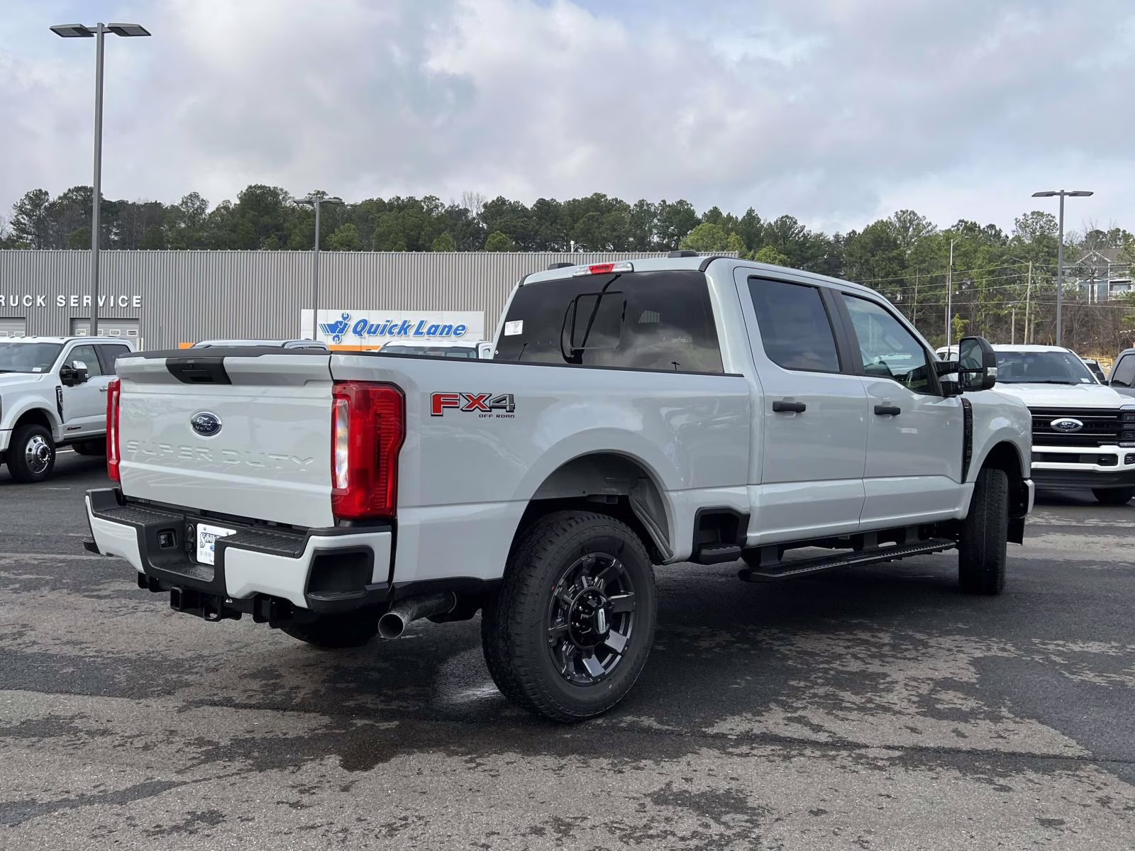2026 Avalanche Ford Super Duty F-250 SRW XL 4X4 Truck