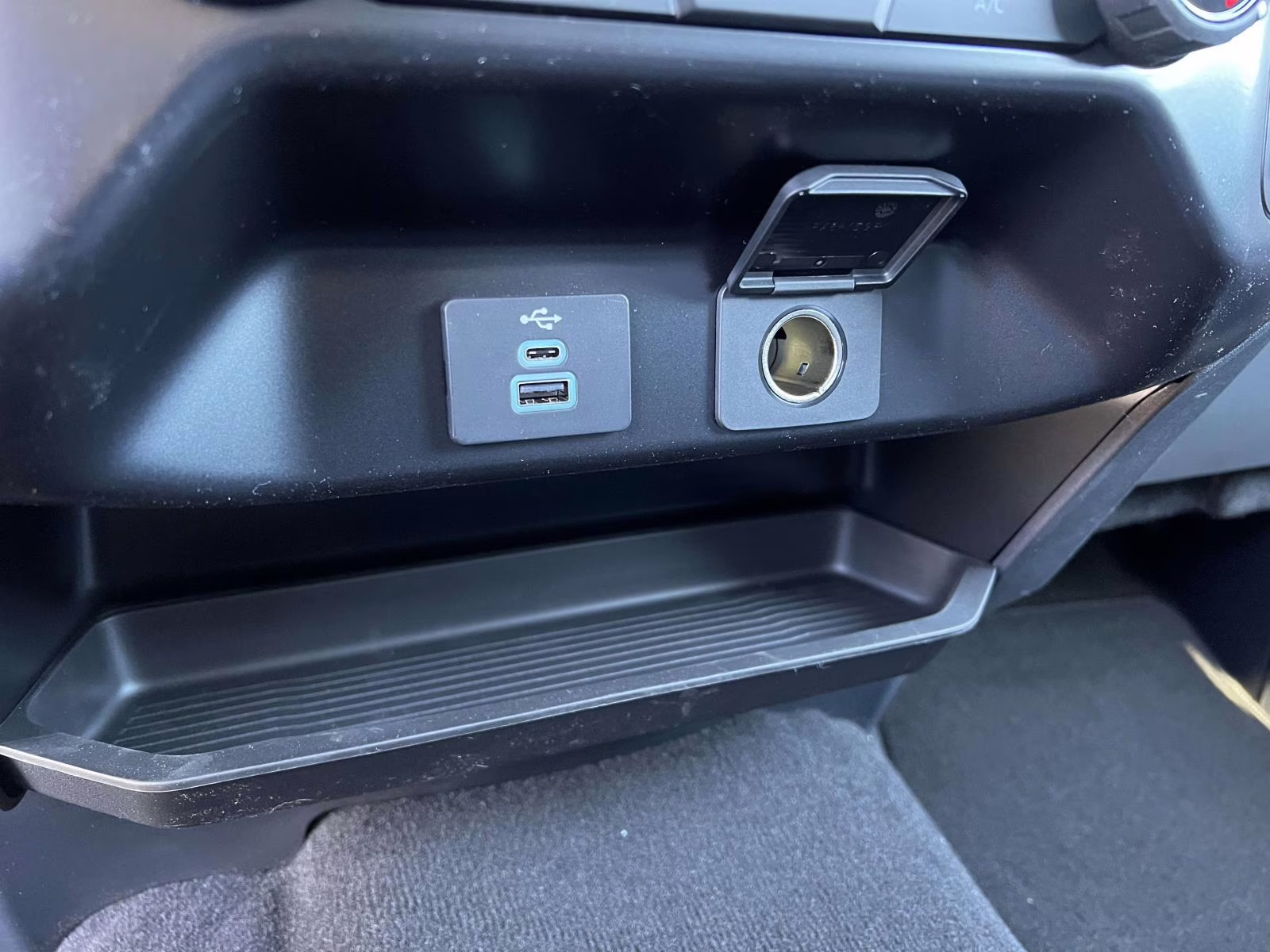 2026 Avalanche Ford Super Duty F-250 SRW XL 4X4 Truck