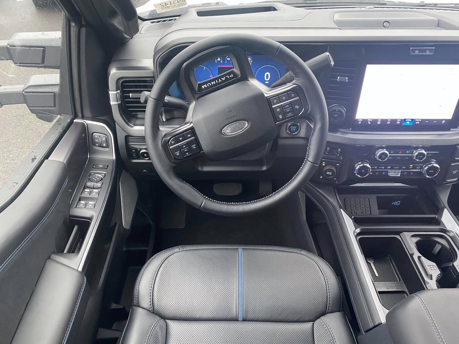 2026 Star White Metallic Tri-Coat Ford Super Duty F-250 SRW Platinum 4X4 Truck