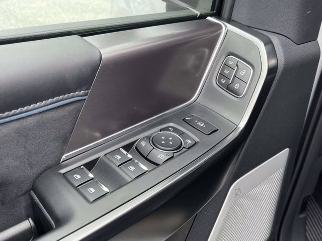 2026 Avalanche Ford Super Duty F-250 SRW Platinum 4X4 Truck