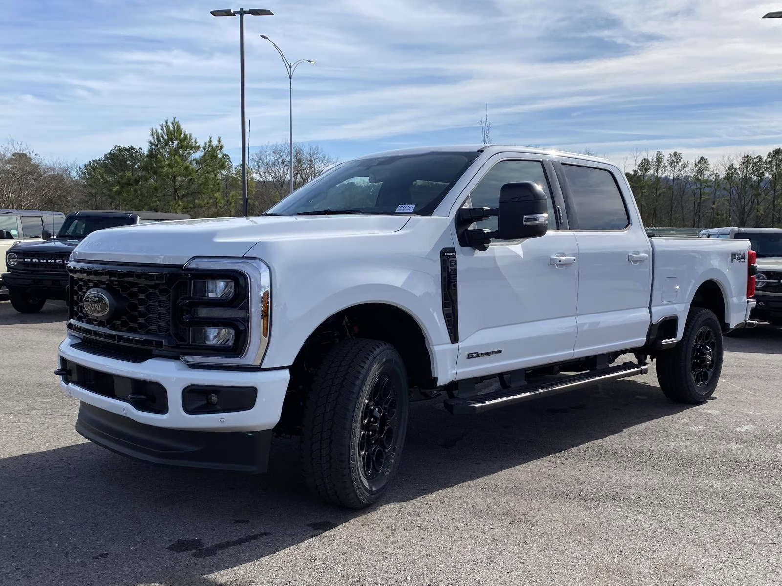 2026 Oxford White Ford Super Duty F-250 SRW Lariat 4X4 Truck
