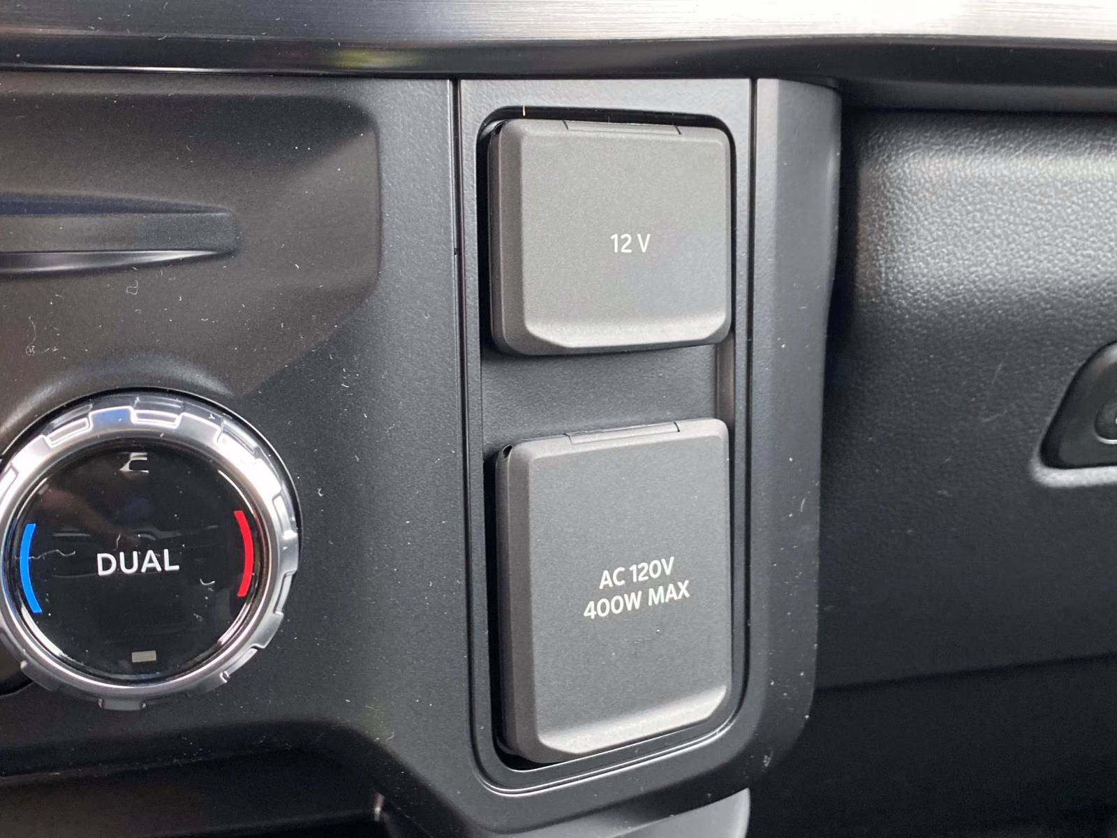 2026 Avalanche Ford Super Duty F-250 SRW Lariat 4X4 Truck