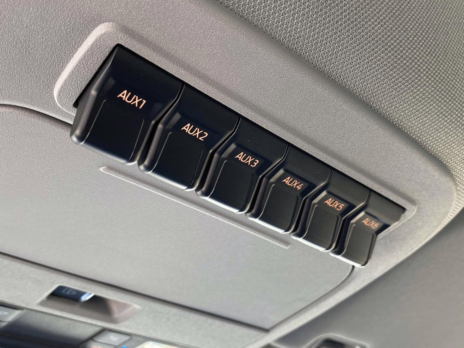 2026 Oxford White Ford Super Duty F-350 DRW XL 4X4 Truck