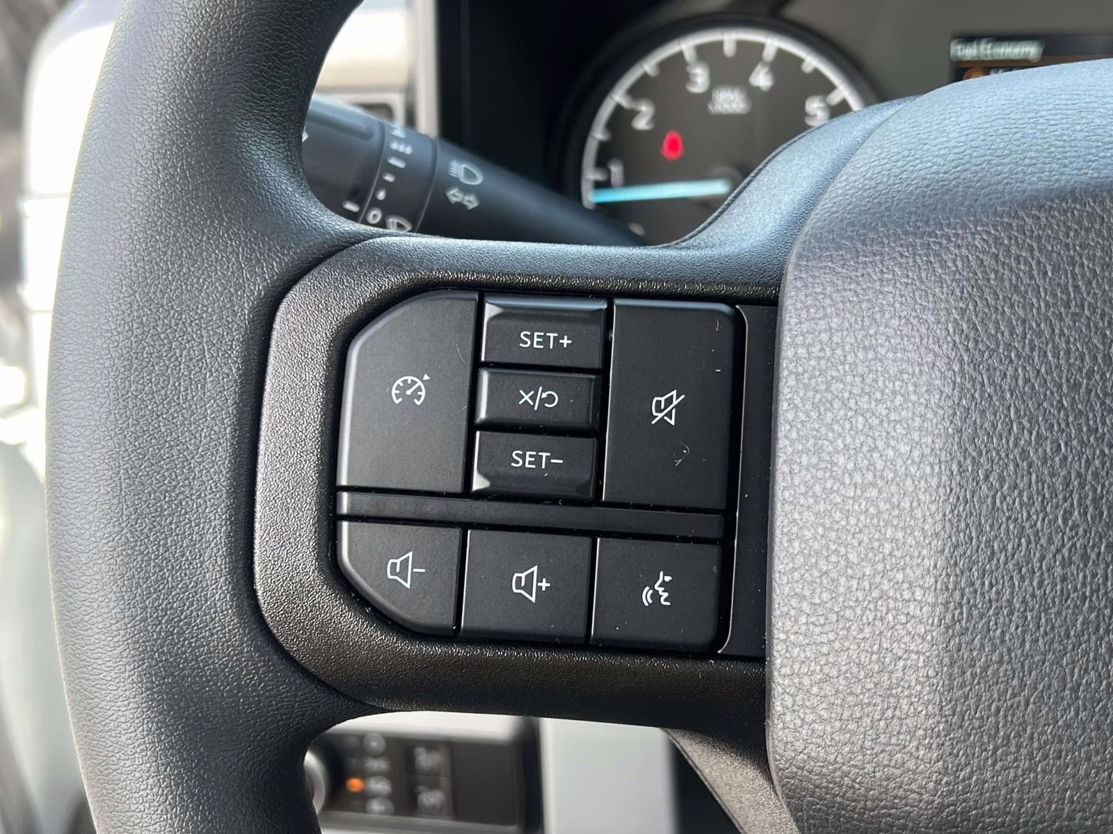 2026 Oxford White Ford Super Duty F-250 SRW XL RWD Truck