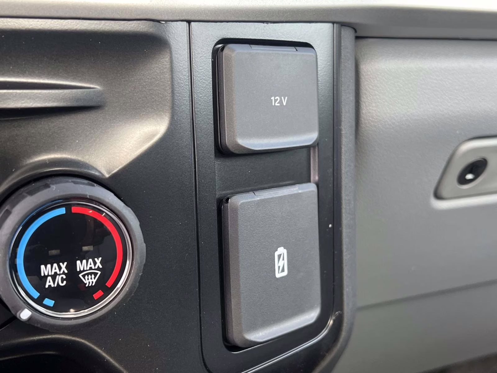 2026 Oxford White Ford Super Duty F-250 SRW XL RWD Truck