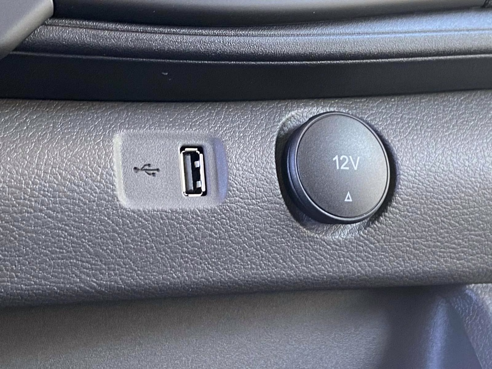 2026 Oxford White Ford Transit-250 Base RWD Van