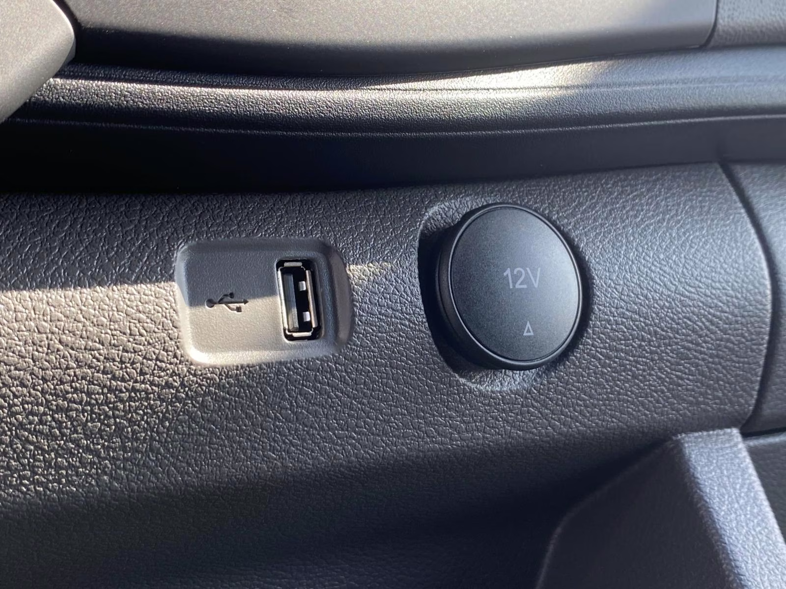 2025 Oxford White Ford Transit-250 Base AWD Van