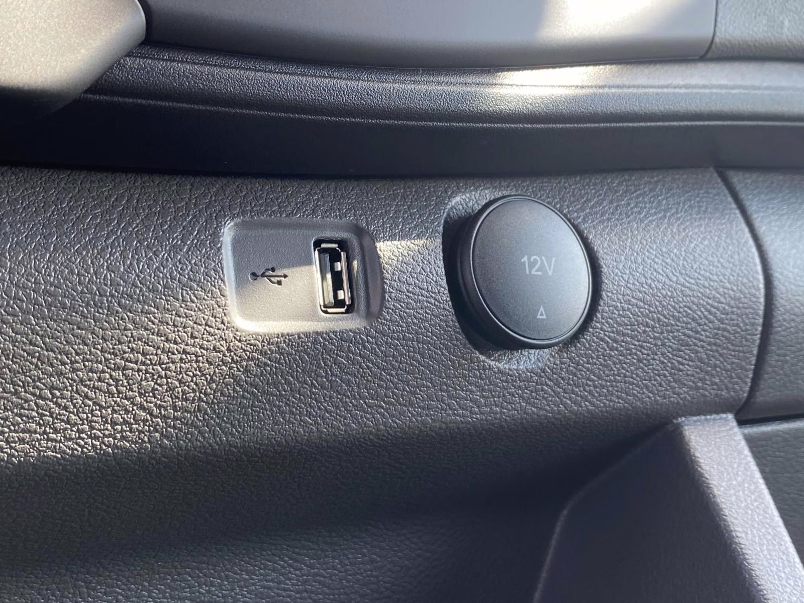 2025 Oxford White Ford Transit-250 Base AWD Van