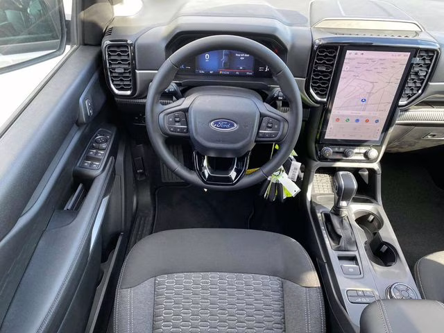 2025 Oxford White Ford Ranger XLT 4X4 Truck