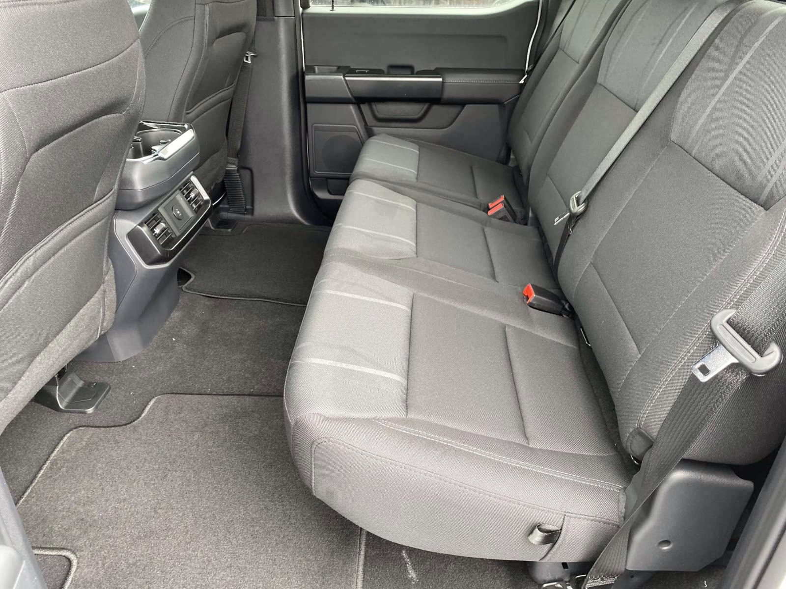 2026 Oxford White Ford F-150 STX 4X4 Truck