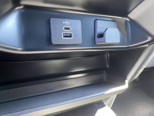 2025 Black Metallic Ford F-150 XLT 4X4 Truck