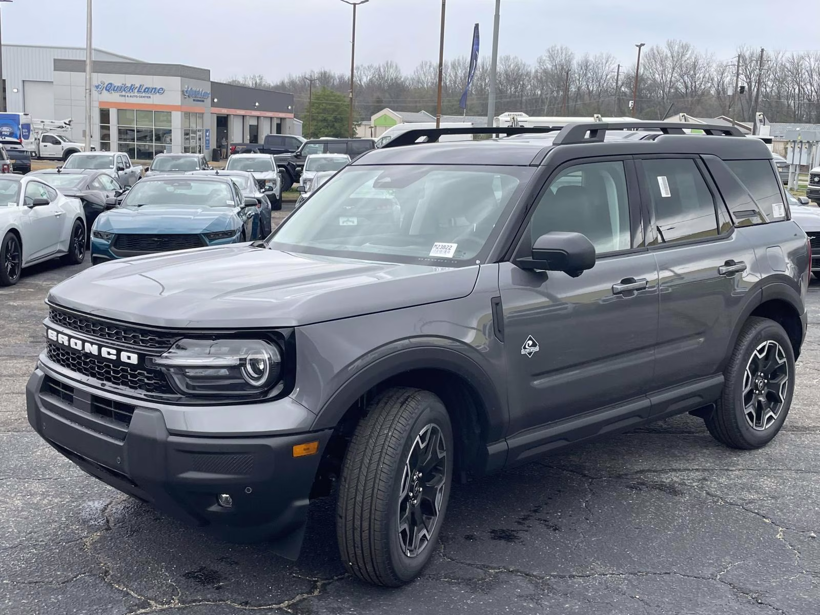 2025 Gray Metallic Ford Bronco Sport Outer Banks 4X4 SUV