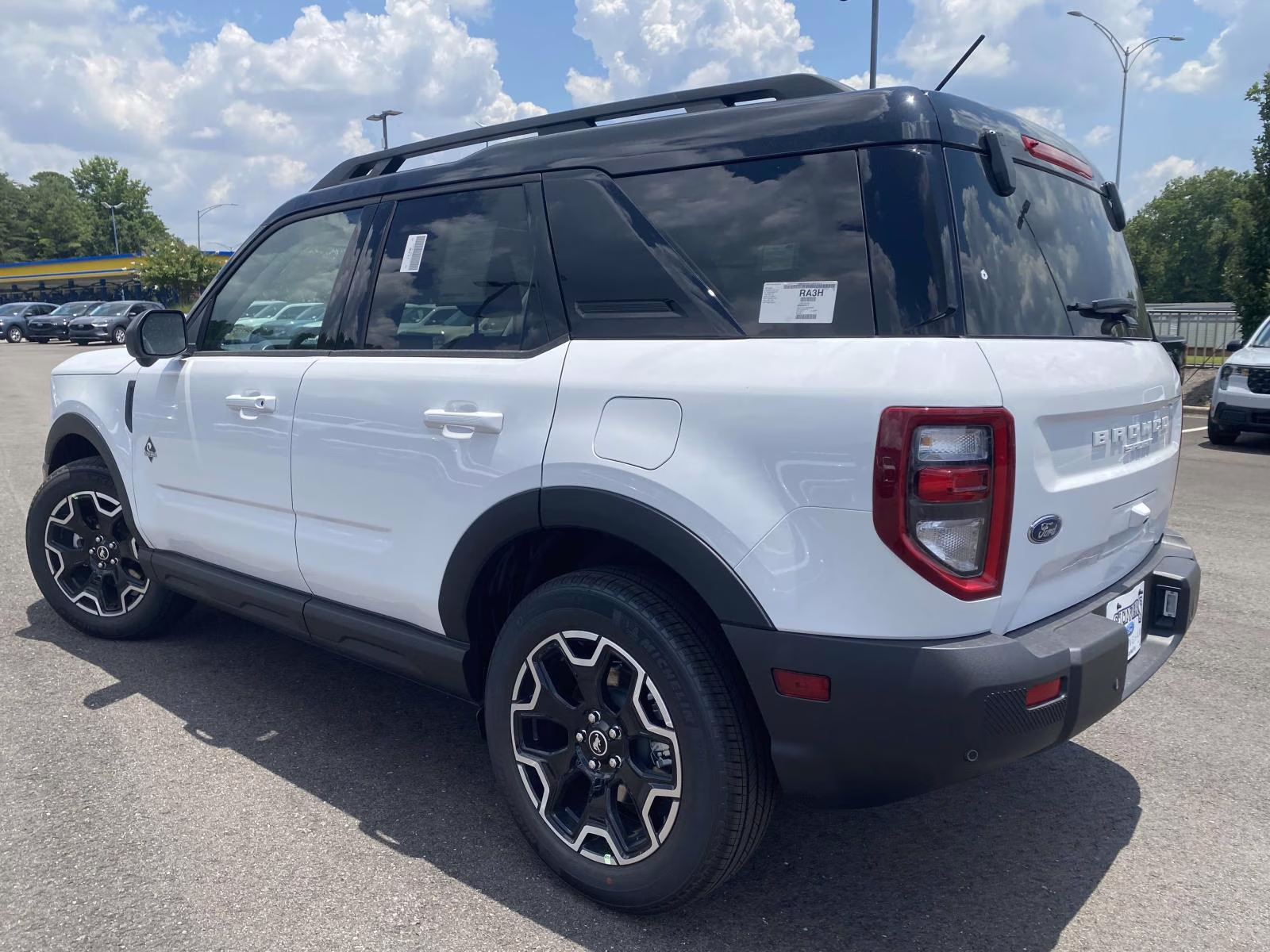 2025 Oxford White Ford Bronco Sport Outer Banks 4X4 SUV