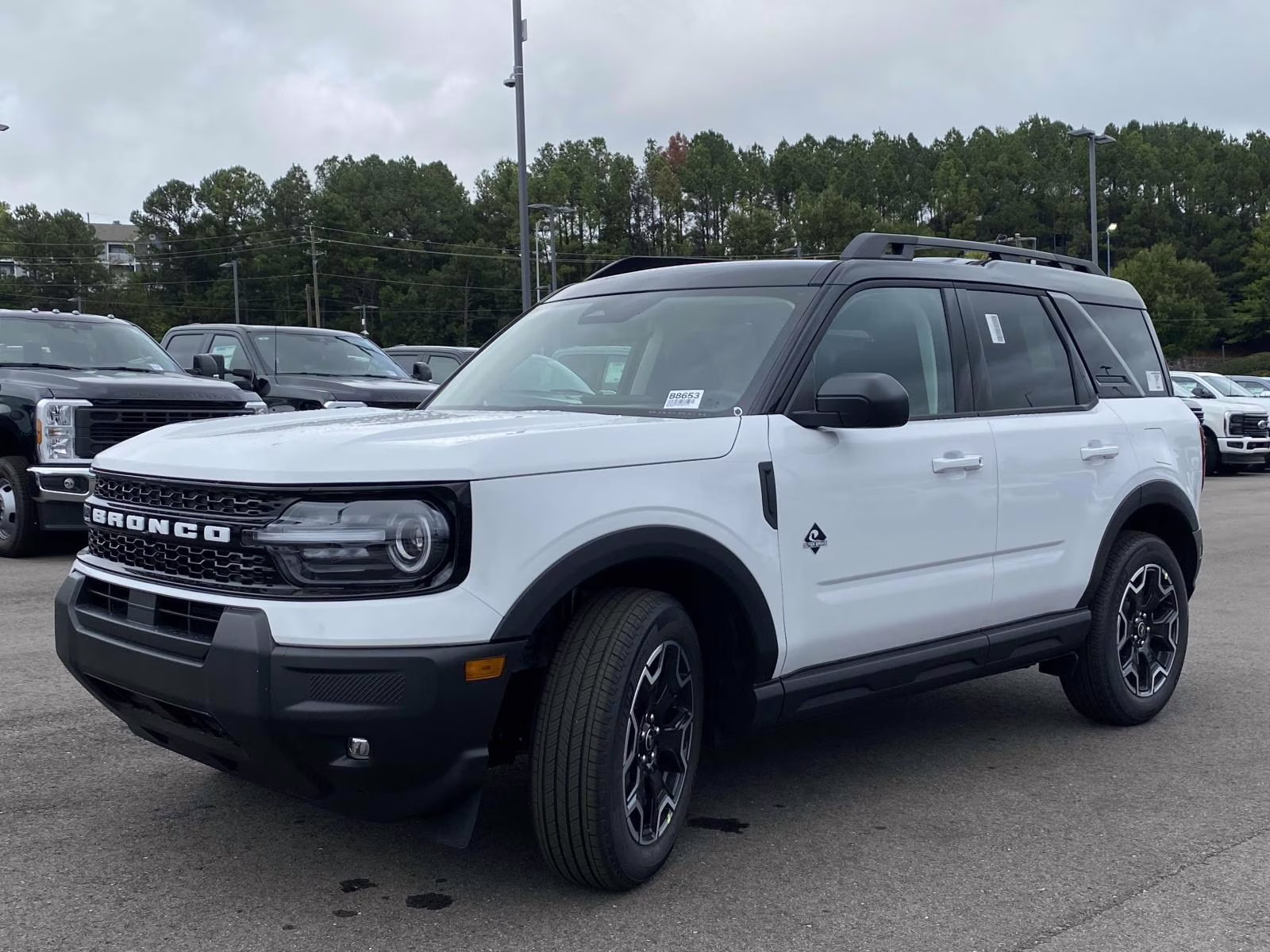 2025 Oxford White Ford Bronco Sport Outer Banks 4X4 SUV